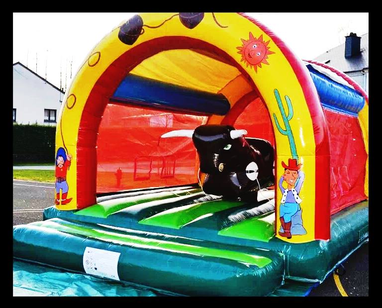 Structure gonflable Rodéo Bull location Virton et Arlon droite 1