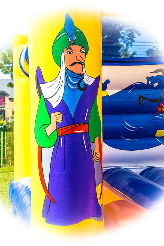Château gonflable Aladin location luxembourg personnage