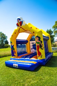 Château gonflable Aladin location luxembourg droite