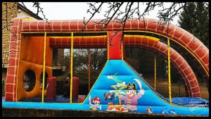 Le château gonflable Pirate Location Arlon Aubange Virton