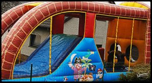 Le château gonflable Pirate Location Arlon Etalle Luxembourg