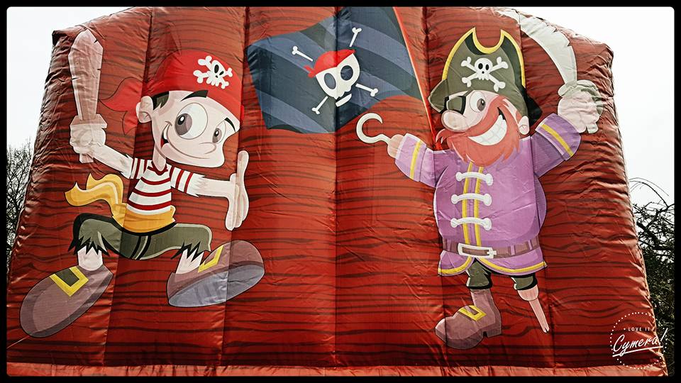 Le château gonflable Pirate Location Arlon Aubange Saint-mard