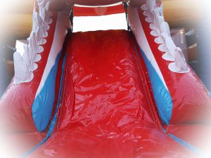 Le château gonflable Requin Location Arlon Musson Luxembourg