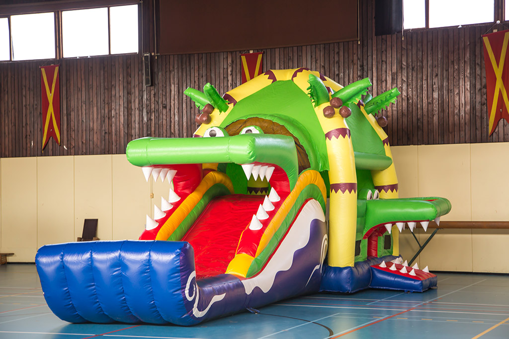 réservation château gonflable multiplay croco jamoigne, sommethone, virton